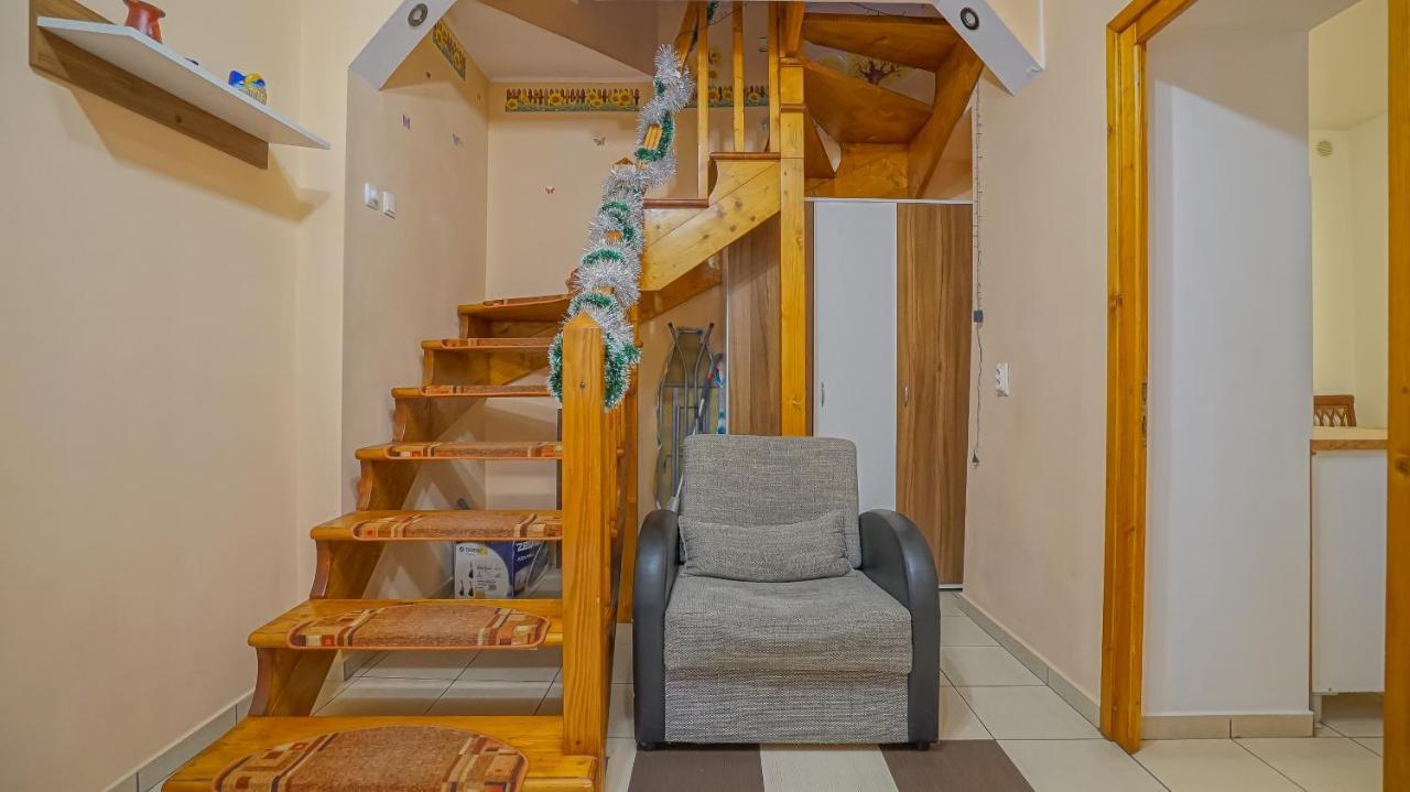 Apartament Simon Брашов Екстериор снимка