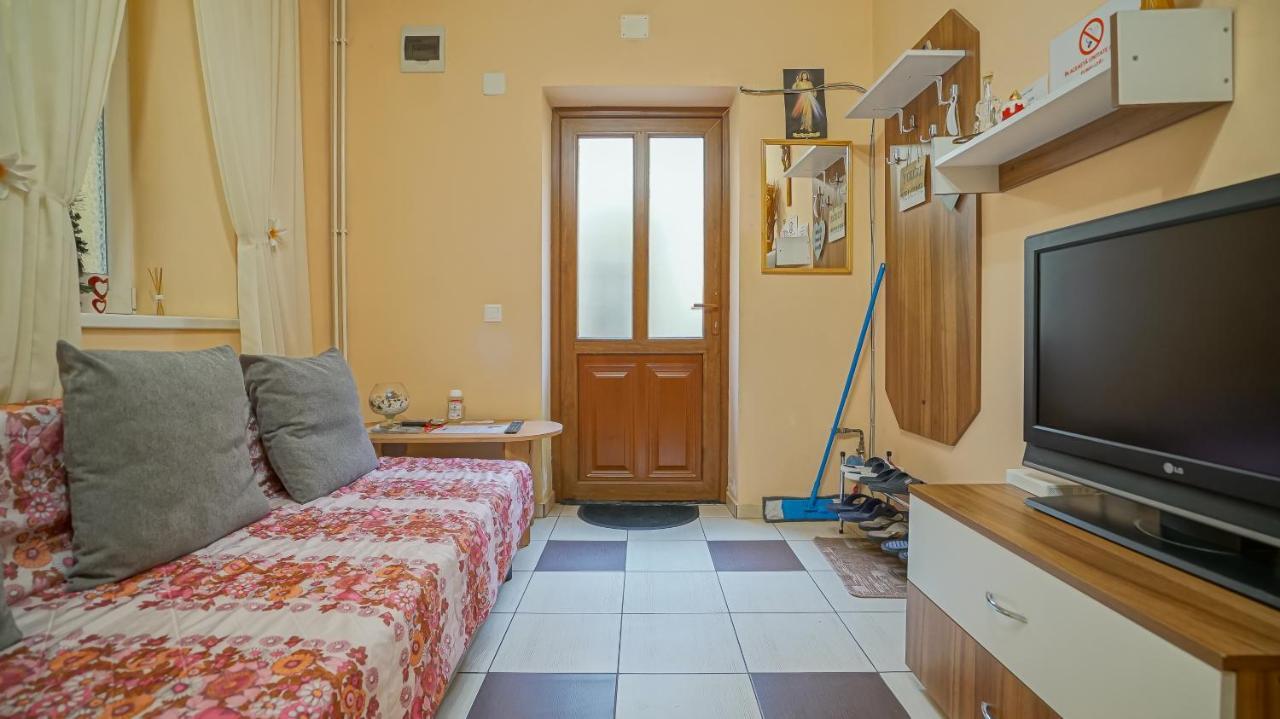 Apartament Simon Брашов Екстериор снимка
