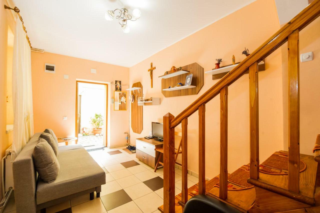 Apartament Simon Брашов Екстериор снимка